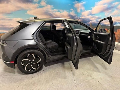 2024 Hyundai IONIQ 5 SEL