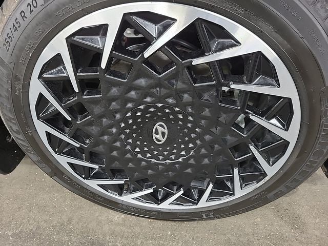 2024 Hyundai IONIQ 5 Limited