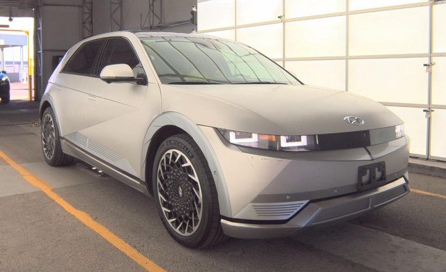 2024 Hyundai IONIQ 5 Limited