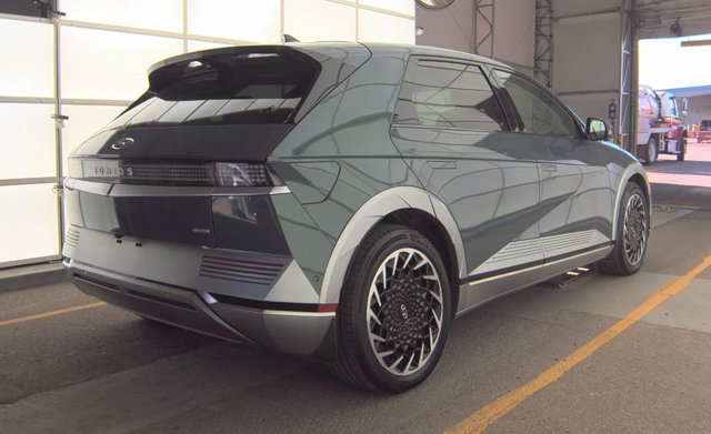 2024 Hyundai IONIQ 5 Limited