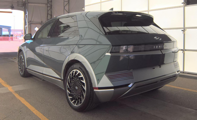 2024 Hyundai IONIQ 5 Limited