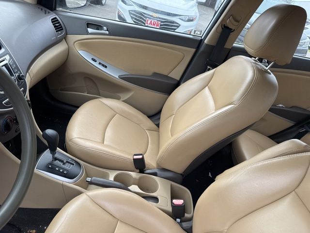 2013 Hyundai Accent GLS