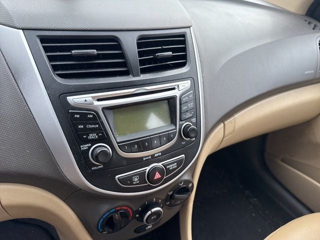 2013 Hyundai Accent GLS