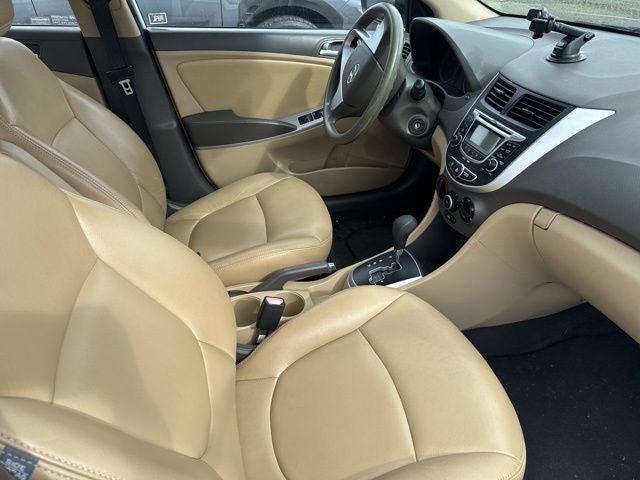 2013 Hyundai Accent GLS