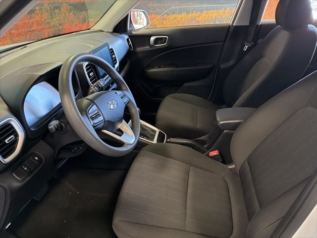 2023 Hyundai Venue SE