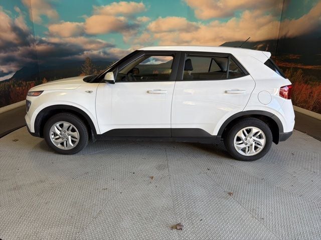 2023 Hyundai Venue SE