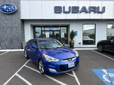 2013 Hyundai Veloster Base w/Black