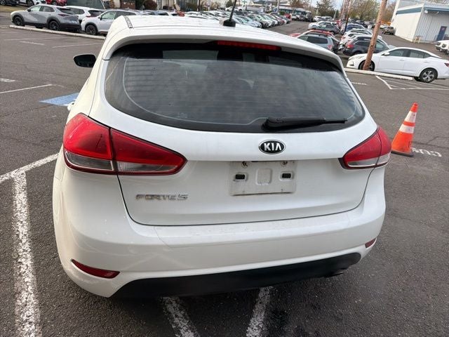 2017 Kia Forte5 LX