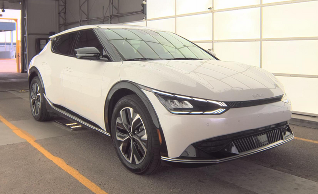 2024 Kia EV6 Wind