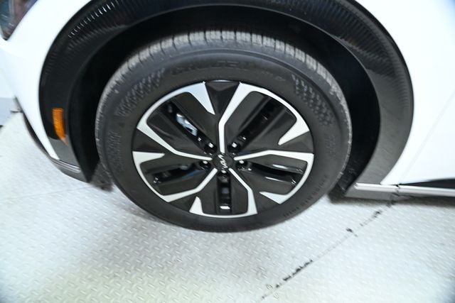 2024 Kia EV6 Wind