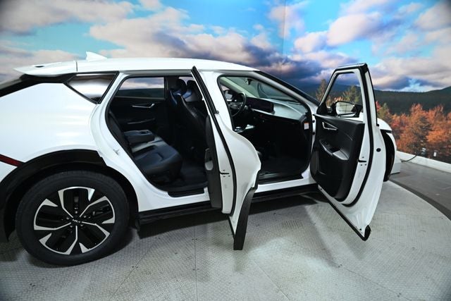 2024 Kia EV6 Wind