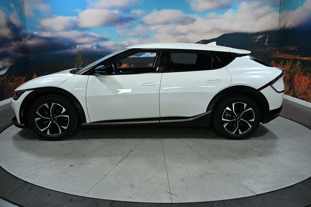 2024 Kia EV6 Wind