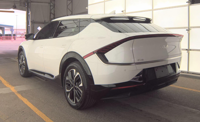 2024 Kia EV6 Wind