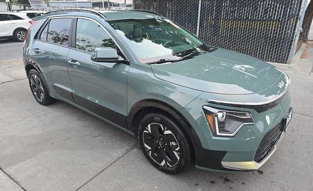 2024 Kia Niro Wind EV's photo