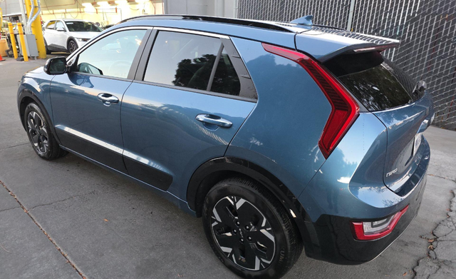 2024 Kia Niro EV Wave