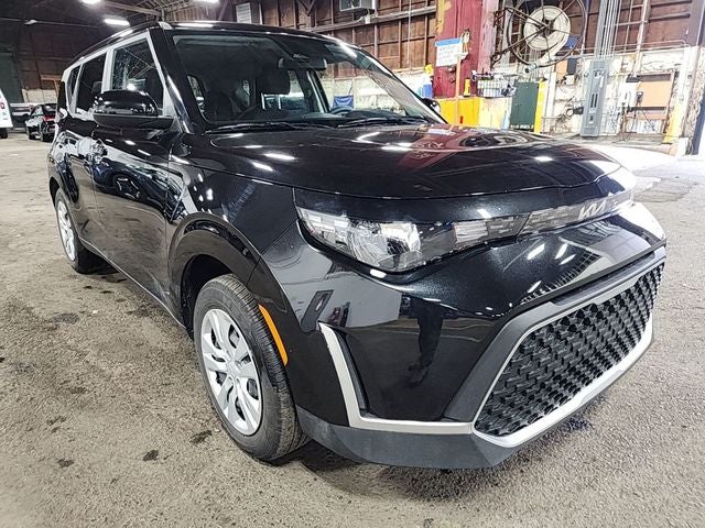 2025 Kia Soul 2.0L LX IVT's photo