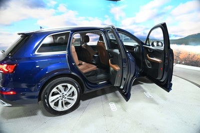 2022 Audi Q7 55 Premium Plus quattro