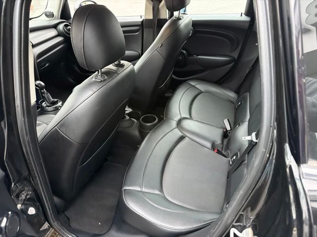 2015 MINI Cooper Base