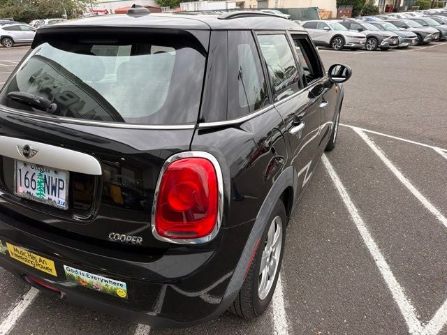 2015 MINI Cooper Base