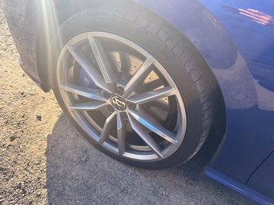 2024 Volkswagen Golf R 2.0T