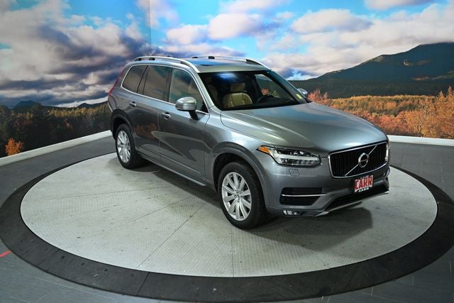 2018 Volvo XC90 T6 Momentum