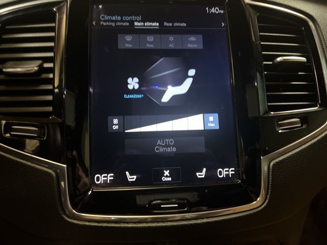 2018 Volvo XC90 T6 Momentum