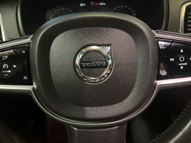 2018 Volvo XC90 T6 Momentum