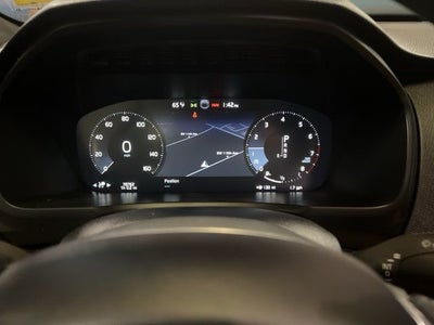 2018 Volvo XC90 T6 Momentum