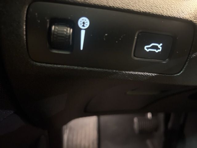 2018 Volvo XC90 T6 Momentum