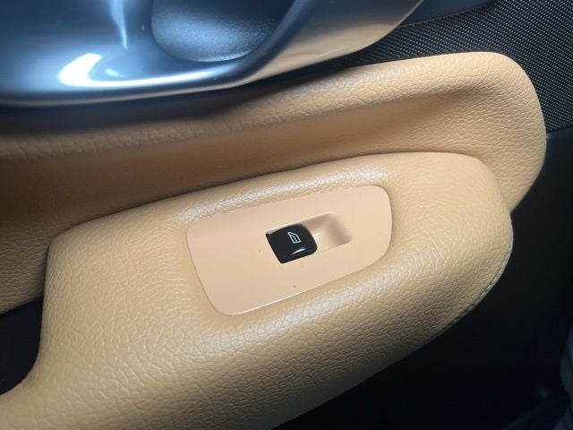 2018 Volvo XC90 T6 Momentum