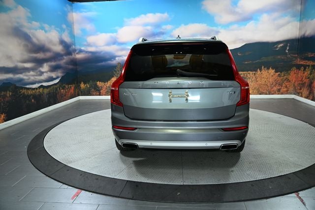 2018 Volvo XC90 T6 Momentum