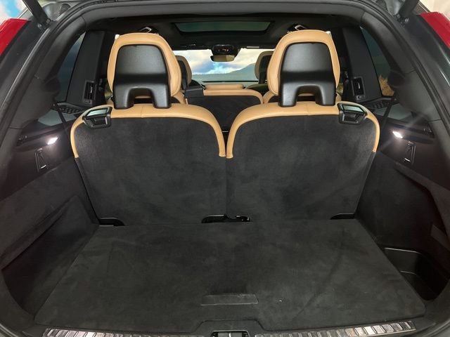 2018 Volvo XC90 T6 Momentum