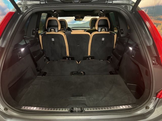 2018 Volvo XC90 T6 Momentum