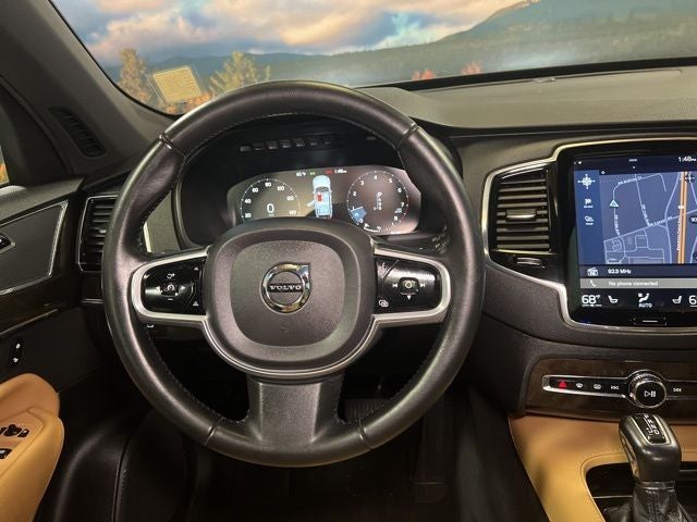 2018 Volvo XC90 T6 Momentum