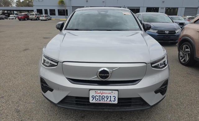 2023 Volvo C40 Recharge Pure Electric Twin Plus