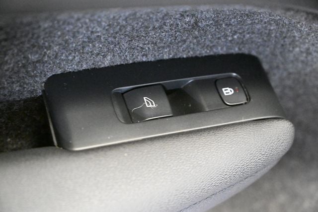 2023 Volvo C40 Recharge Pure Electric Twin Plus