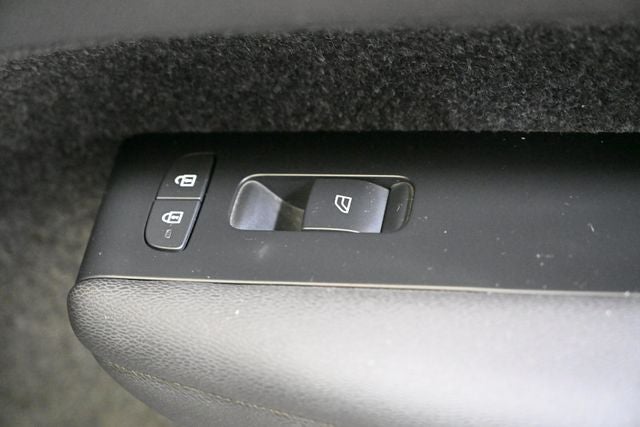 2023 Volvo C40 Recharge Pure Electric Twin Plus