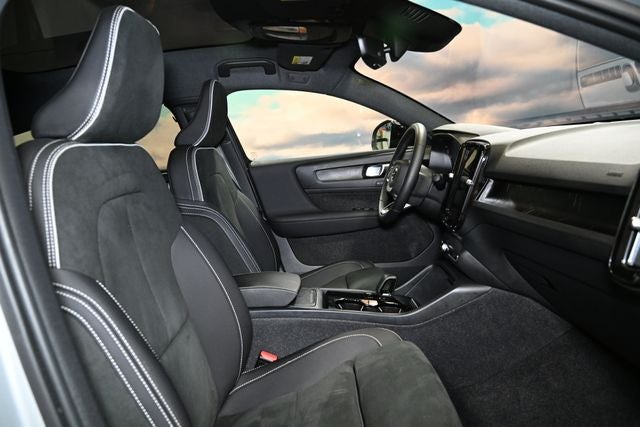 2023 Volvo C40 Recharge Pure Electric Twin Plus