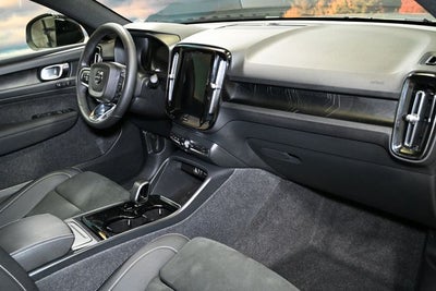 2023 Volvo C40 Recharge Pure Electric Twin Plus