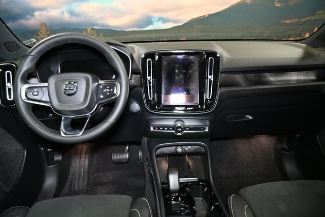 2023 Volvo C40 Recharge Pure Electric Twin Plus