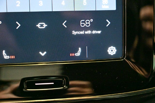 2023 Volvo XC40 Recharge Pure Electric Twin Plus