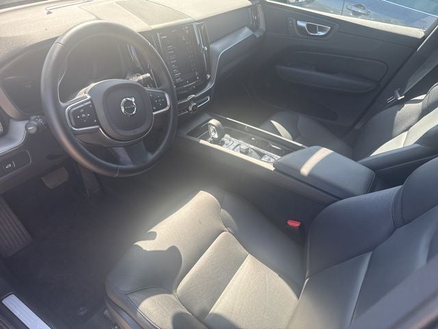 2024 Volvo XC60 B5 Core