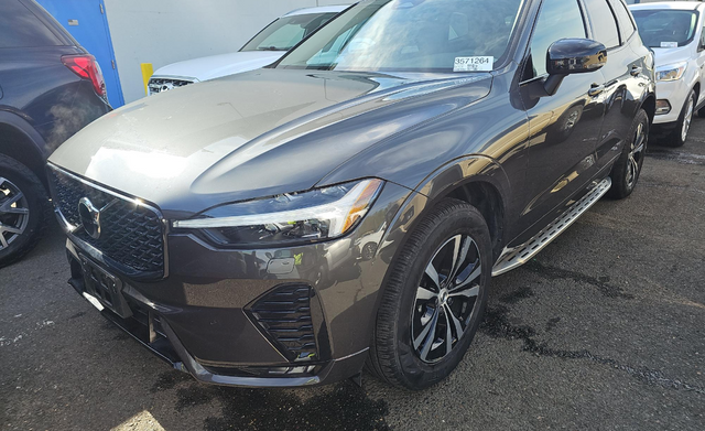 2024 Volvo XC60 B5 Core