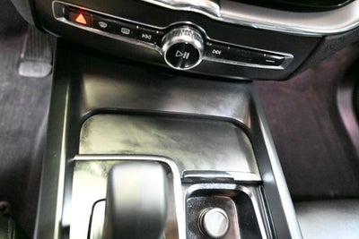 2024 Volvo XC60 B5 Core