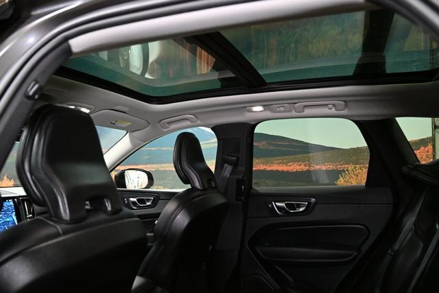 2024 Volvo XC60 B5 Core