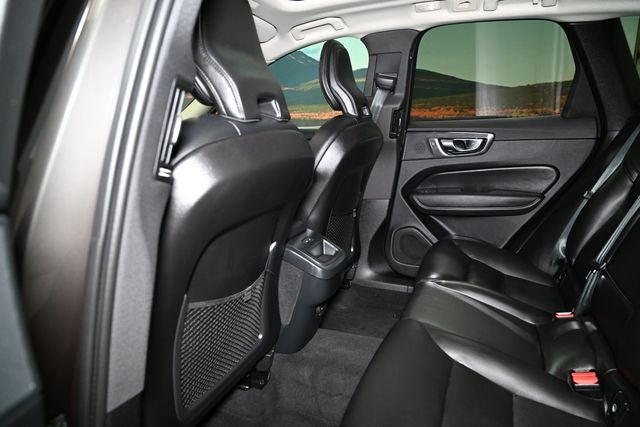 2024 Volvo XC60 B5 Core