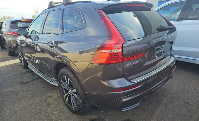 2024 Volvo XC60 B5 Core