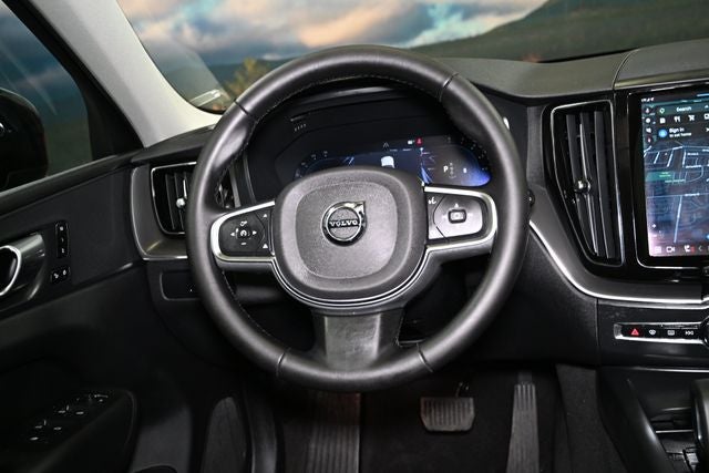 2024 Volvo XC60 B5 Core