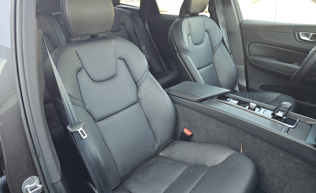 2024 Volvo XC60 B5 Core