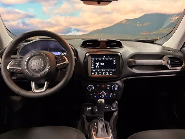 2023 Jeep Renegade Latitude